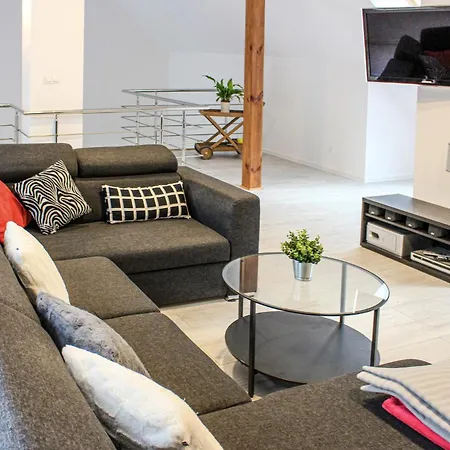 2 Bedroom Awesome In Prázdninový dům *